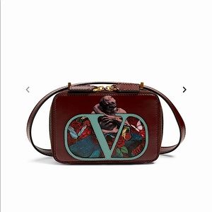 NEW Valentino Garavani undercover crossbody clutch